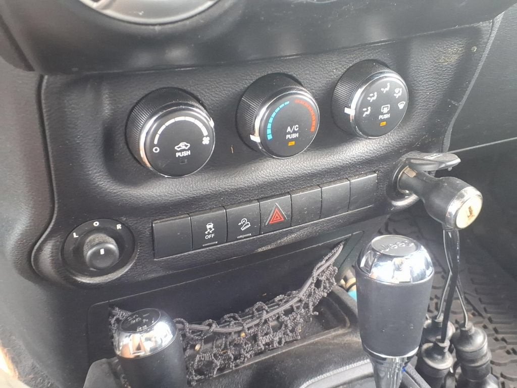 2013 Jeep Wrangler Unlimited Freedom Edition