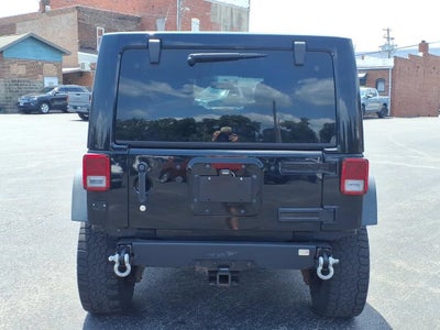 2012 Jeep Wrangler Unlimited Sahara