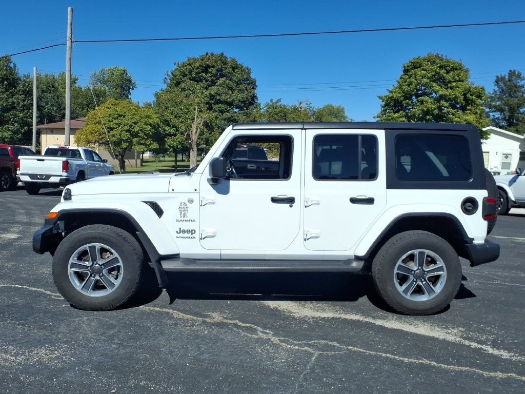 Used 2018 Jeep All-New Wrangler Unlimited Sahara with VIN 1C4HJXEG7JW141645 for sale in Palmyra, IL