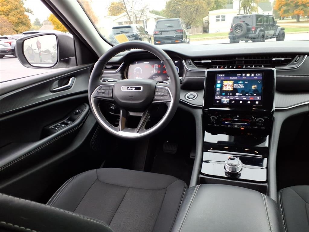 2023 Jeep Grand Cherokee Laredo