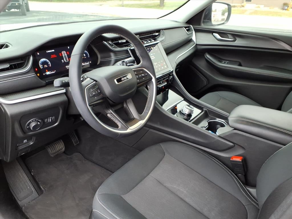 2023 Jeep Grand Cherokee Laredo