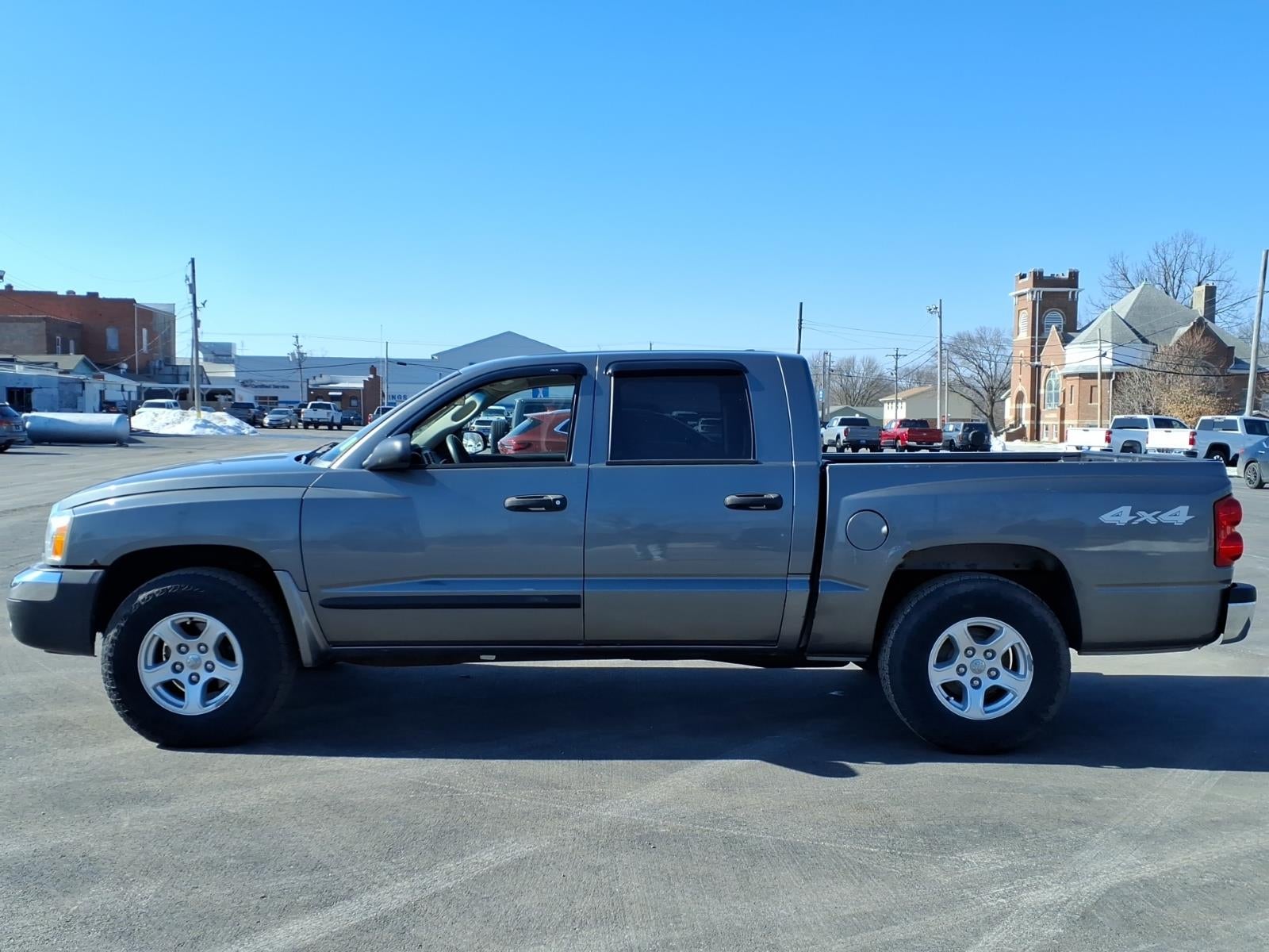 Used 2006 Dodge Dakota SLT with VIN 1D7HW48N56S641690 for sale in Palmyra, IL