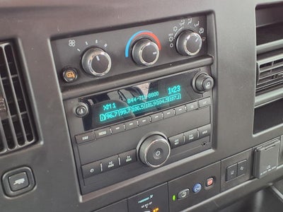 2023 Chevrolet Express Passenger 3500 1LS