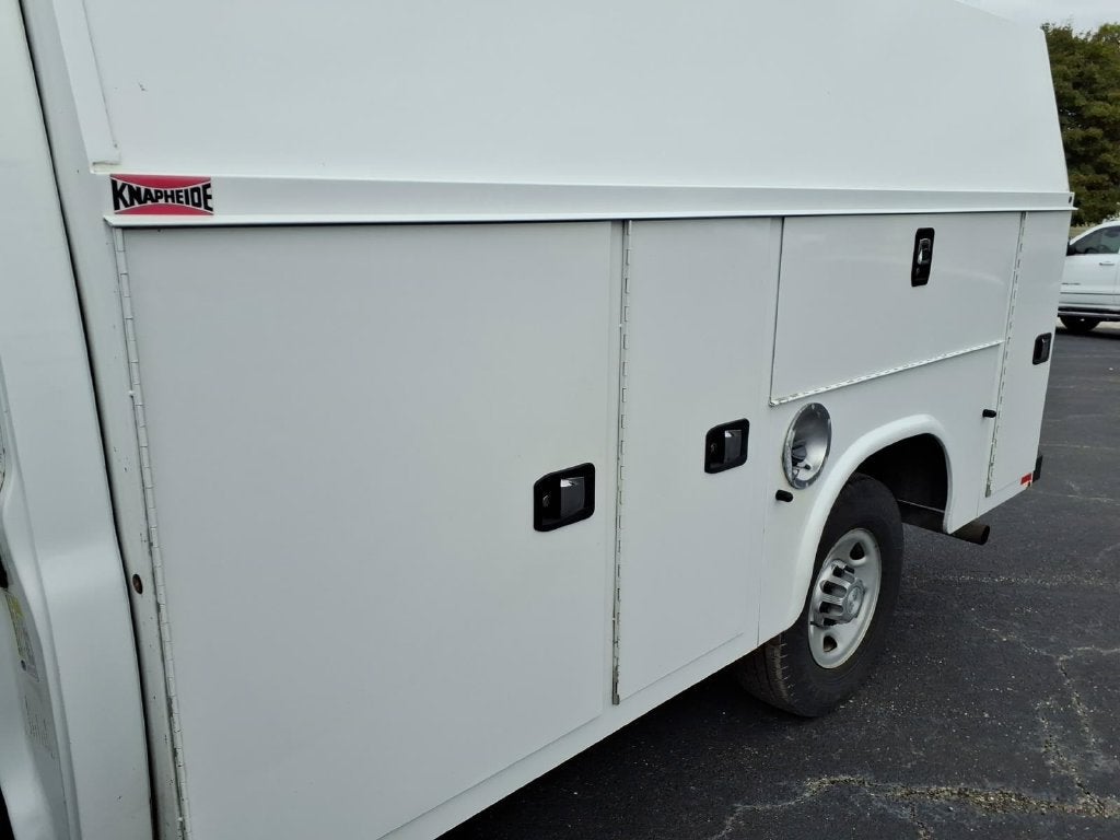 2014 Chevrolet Express Cutaway 3500 3500 VAN 139"