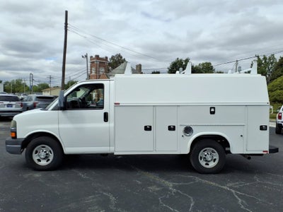 2014 Chevrolet Express Cutaway 3500 3500 VAN 139"