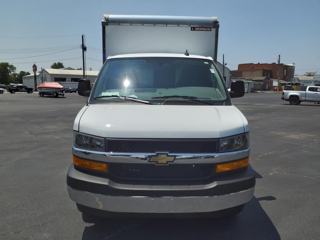 2022 Chevrolet Express Cutaway 3500 Base