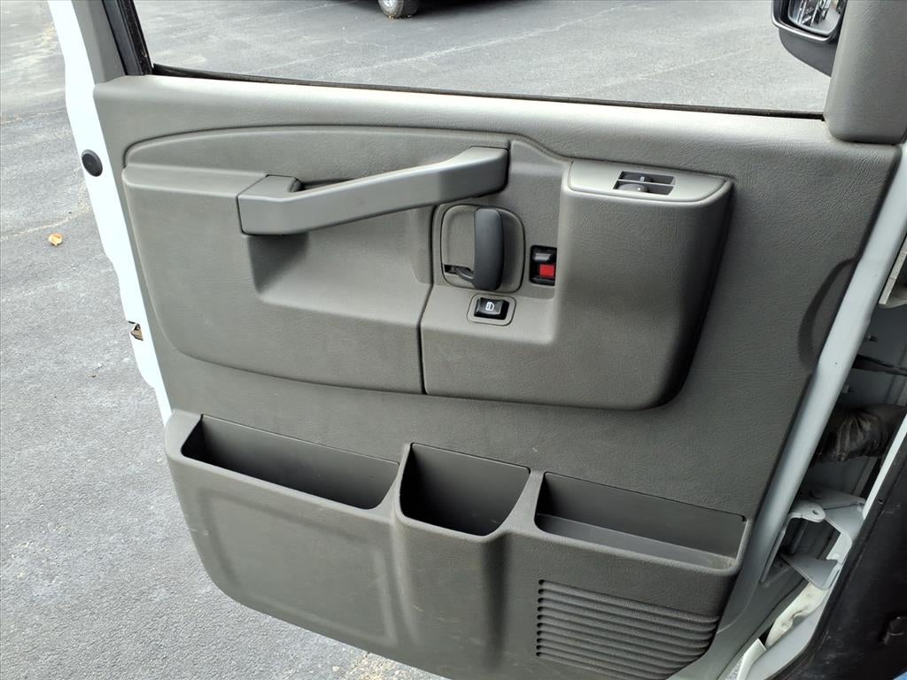 2017 Chevrolet Express Cargo 2500 Base