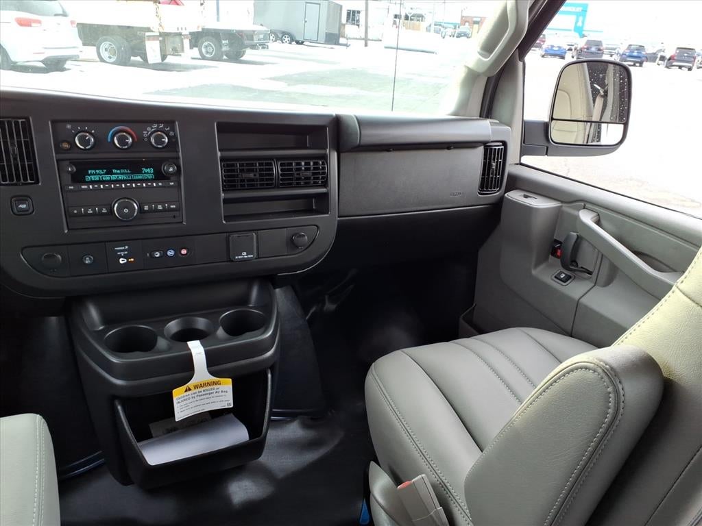 2025 Chevrolet Express Cargo 2500 WT