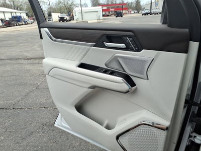 2025 GMC Acadia Denali