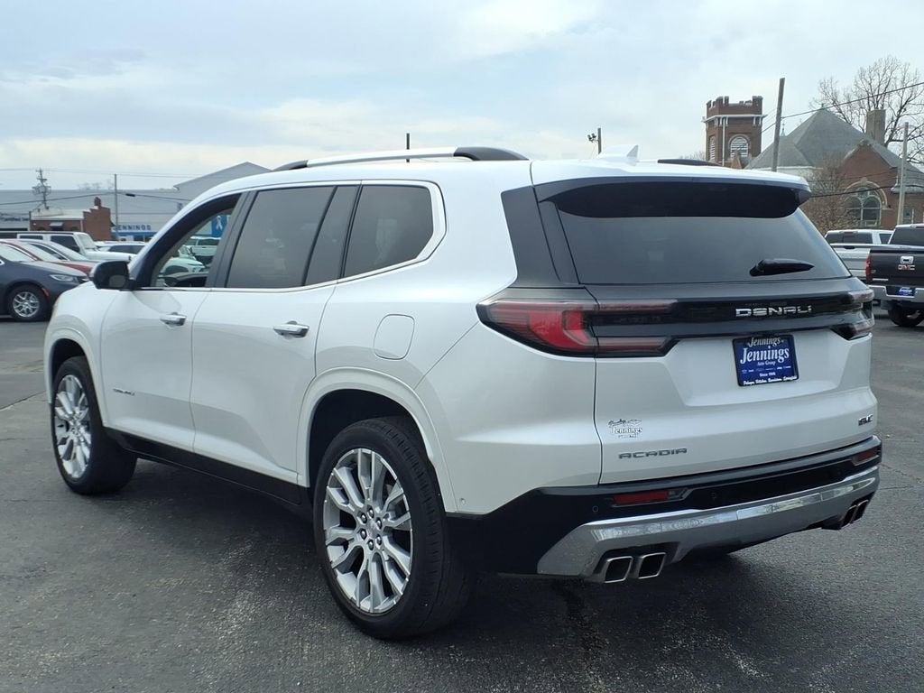 2025 GMC Acadia Denali