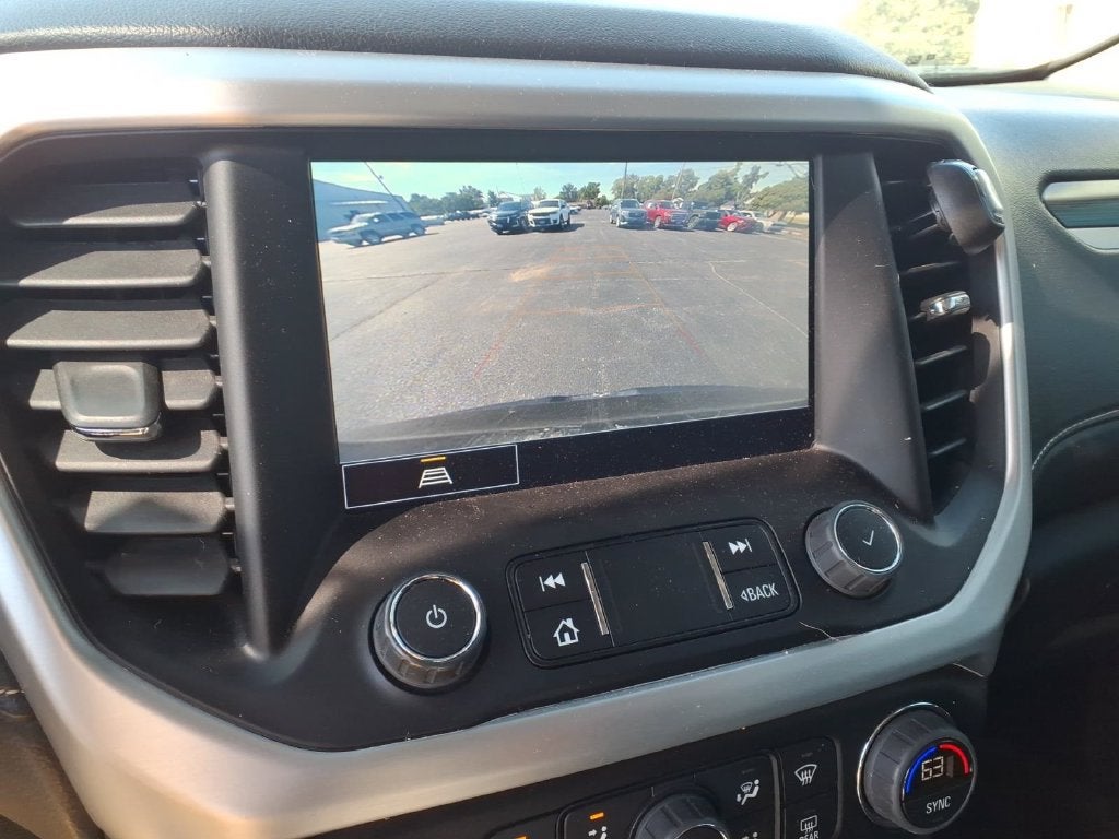2023 GMC Acadia SLT