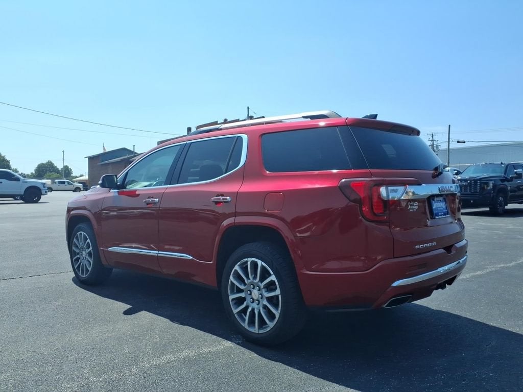 2023 GMC Acadia Denali