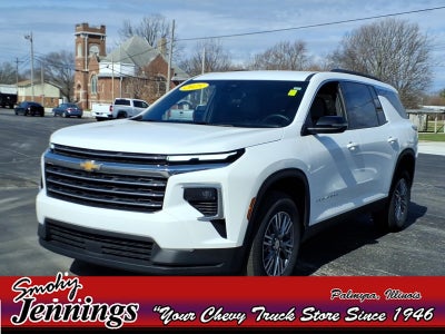 2025 Chevrolet Traverse LT