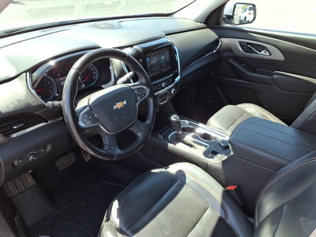 2020 Chevrolet Traverse LT Leather