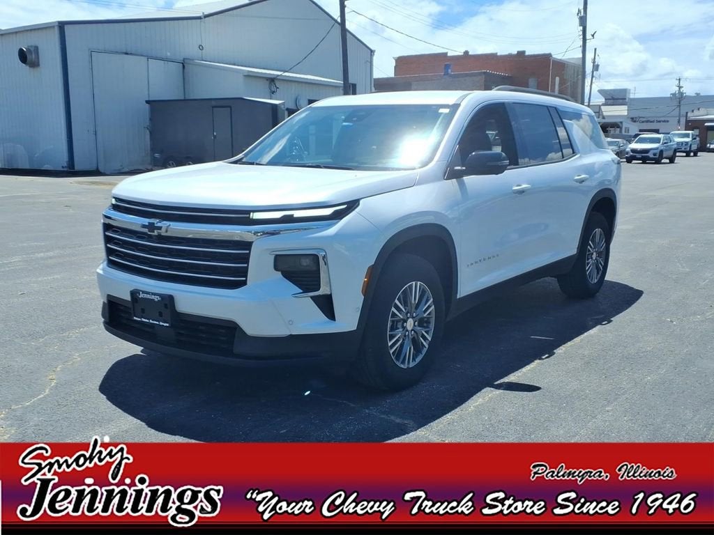 2025 Chevrolet Traverse LT