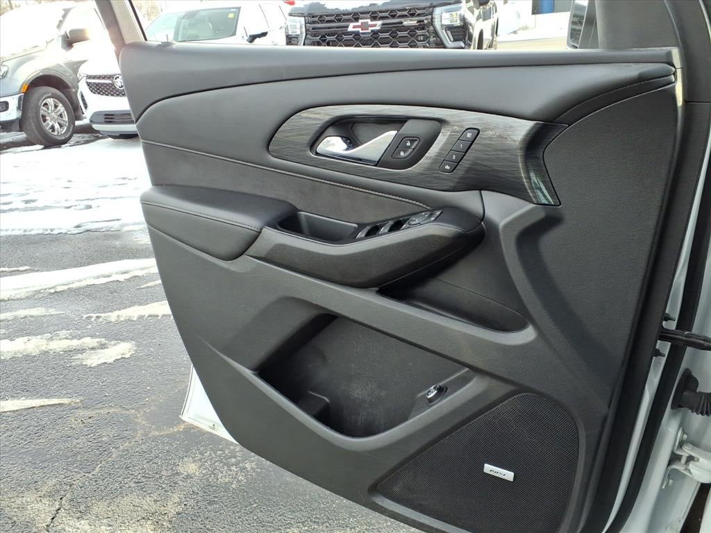 2023 Chevrolet Traverse High Country