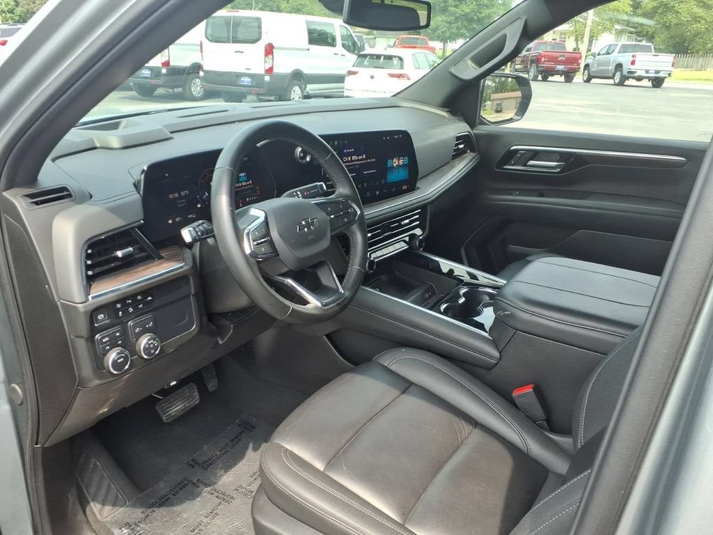 2025 Chevrolet Suburban Z71