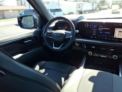 2025 Chevrolet Suburban RST