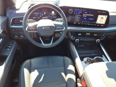 2025 Chevrolet Suburban RST