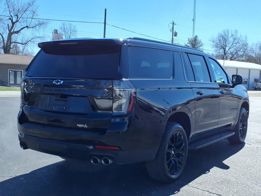 2025 Chevrolet Suburban RST
