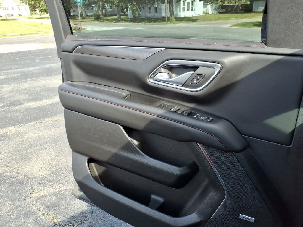 2022 Chevrolet Suburban RST