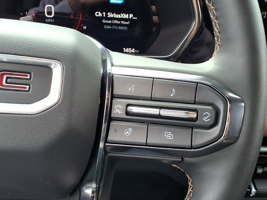 2025 GMC Canyon AT4