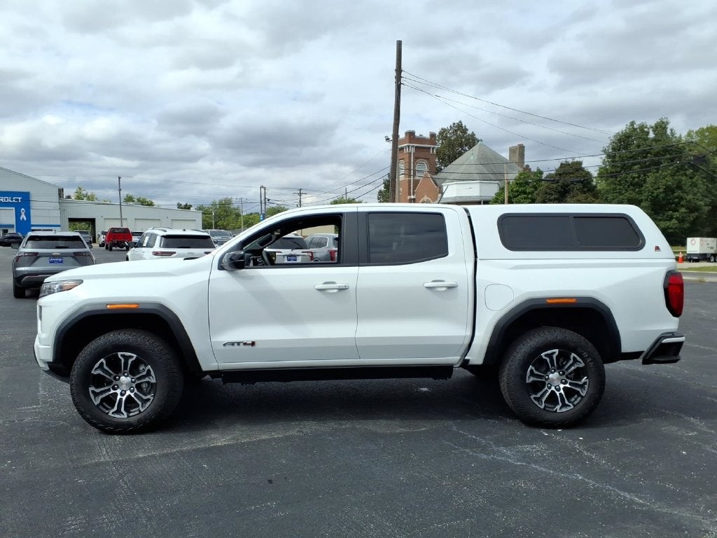 2025 GMC Canyon AT4