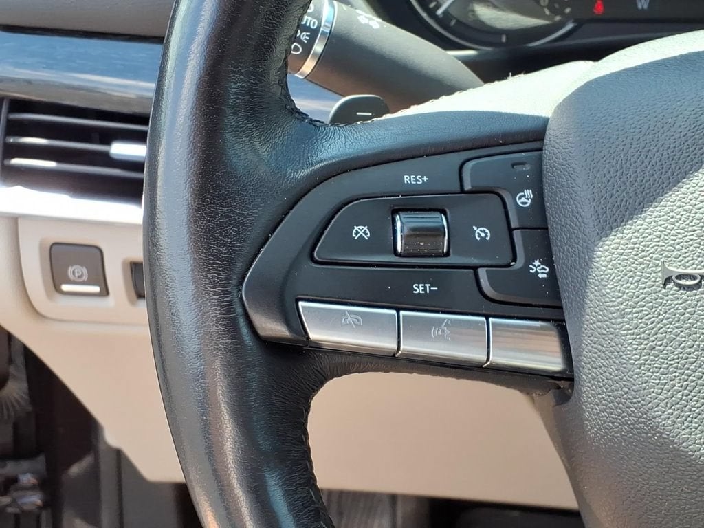 2020 Cadillac XT4 AWD Premium Luxury