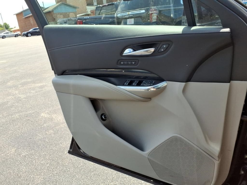 2020 Cadillac XT4 AWD Premium Luxury