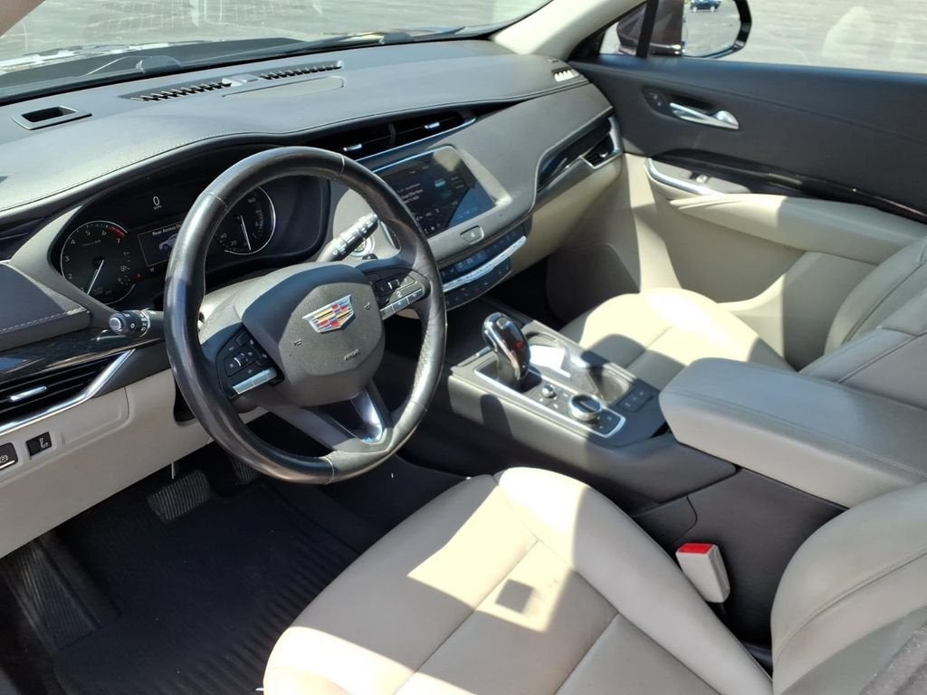 2020 Cadillac XT4 AWD Premium Luxury