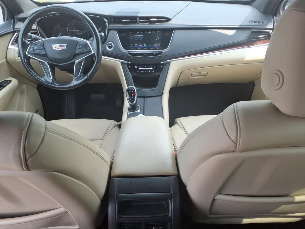 2019 Cadillac XT5 Luxury FWD