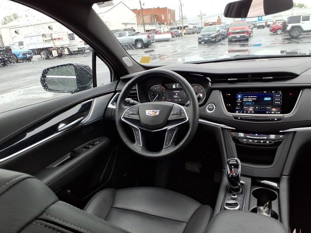 2025 Cadillac XT5 Premium Luxury