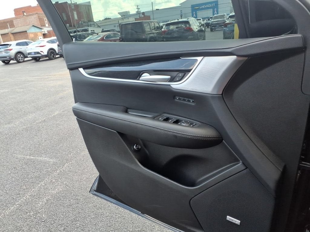 2025 Cadillac XT5 Premium Luxury