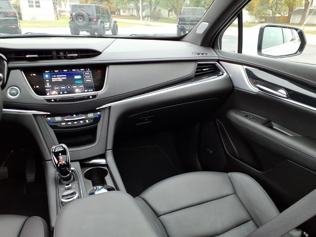 2025 Cadillac XT5 Premium Luxury