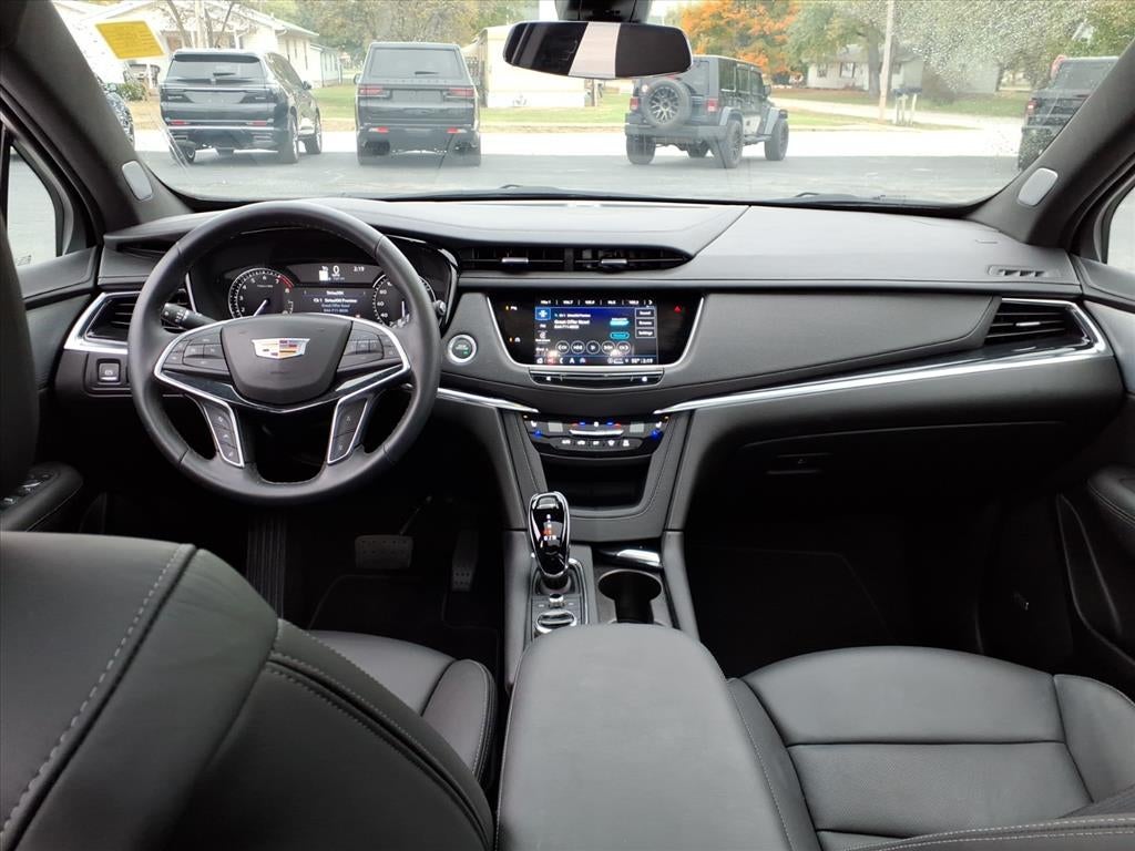 2025 Cadillac XT5 Premium Luxury