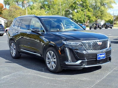 2025 Cadillac XT6 Premium Luxury