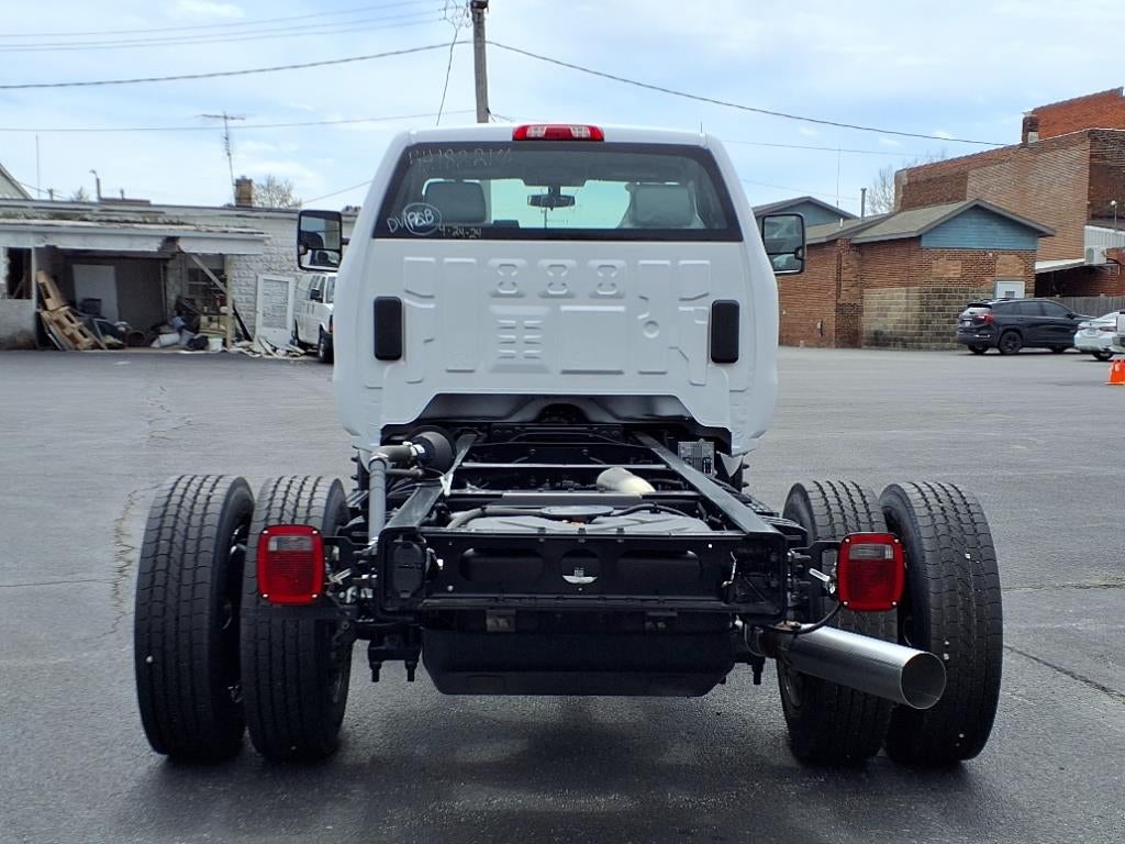 2024 Chevrolet Silverado 5500 HD Work Truck