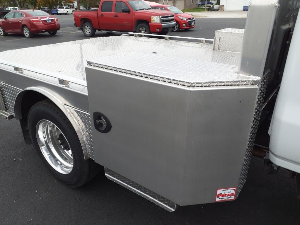 2022 Chevrolet Silverado 5500 HD LT