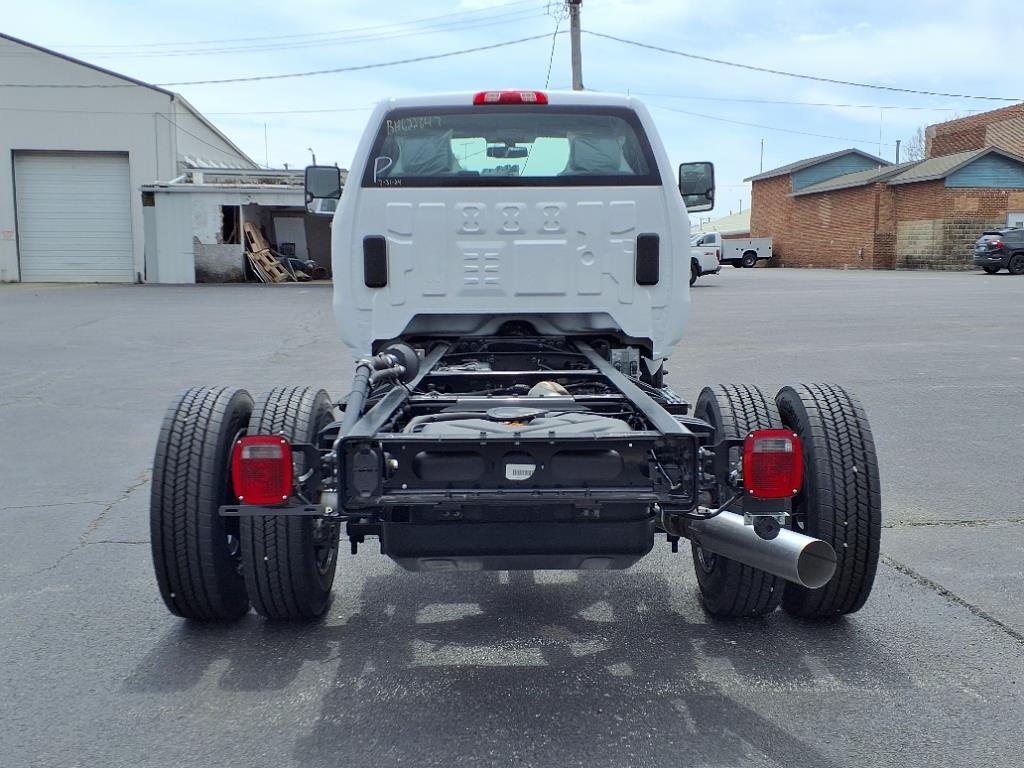 2024 Chevrolet Silverado 5500 HD LT
