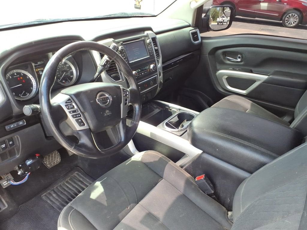 2018 Nissan Titan SV