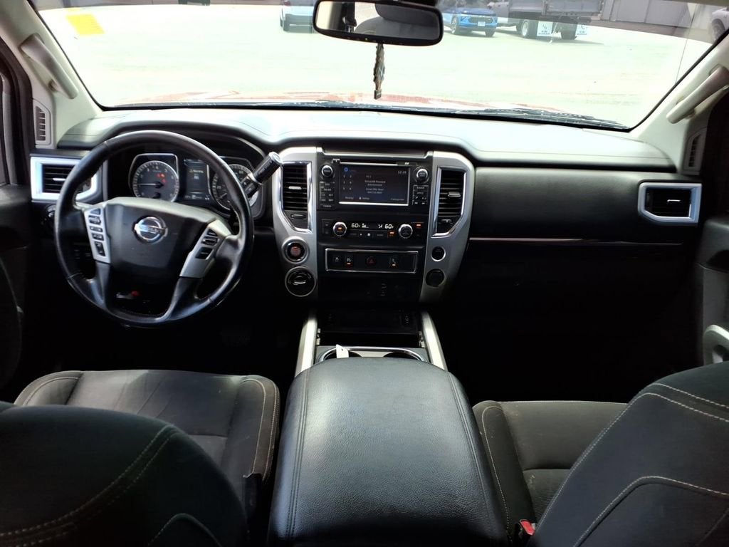 2018 Nissan Titan SV