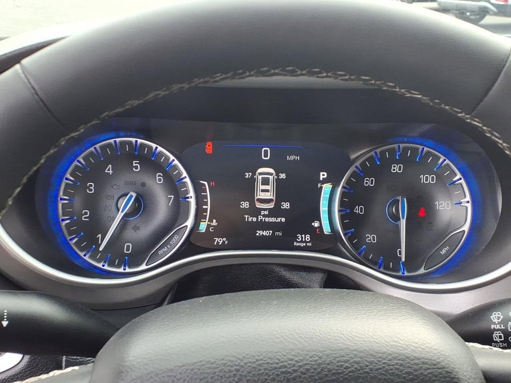 2025 Chrysler Pacifica Select