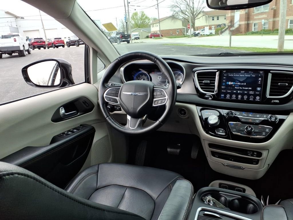 2020 Chrysler Pacifica Touring L Plus