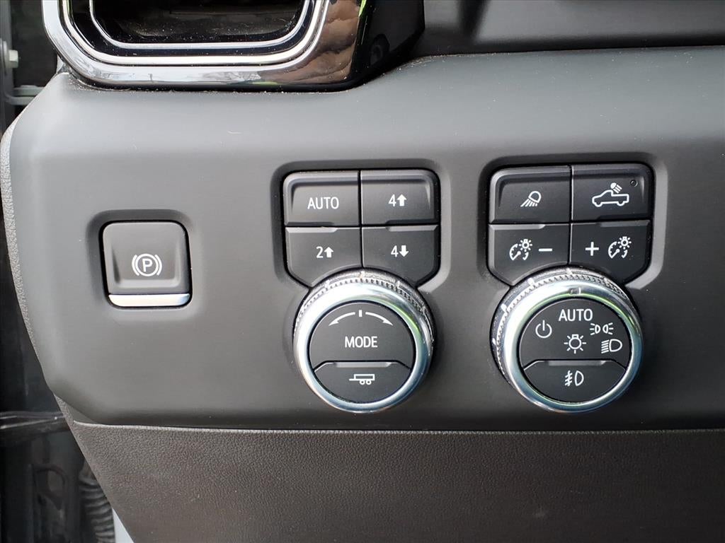 2024 GMC Sierra 1500 AT4X