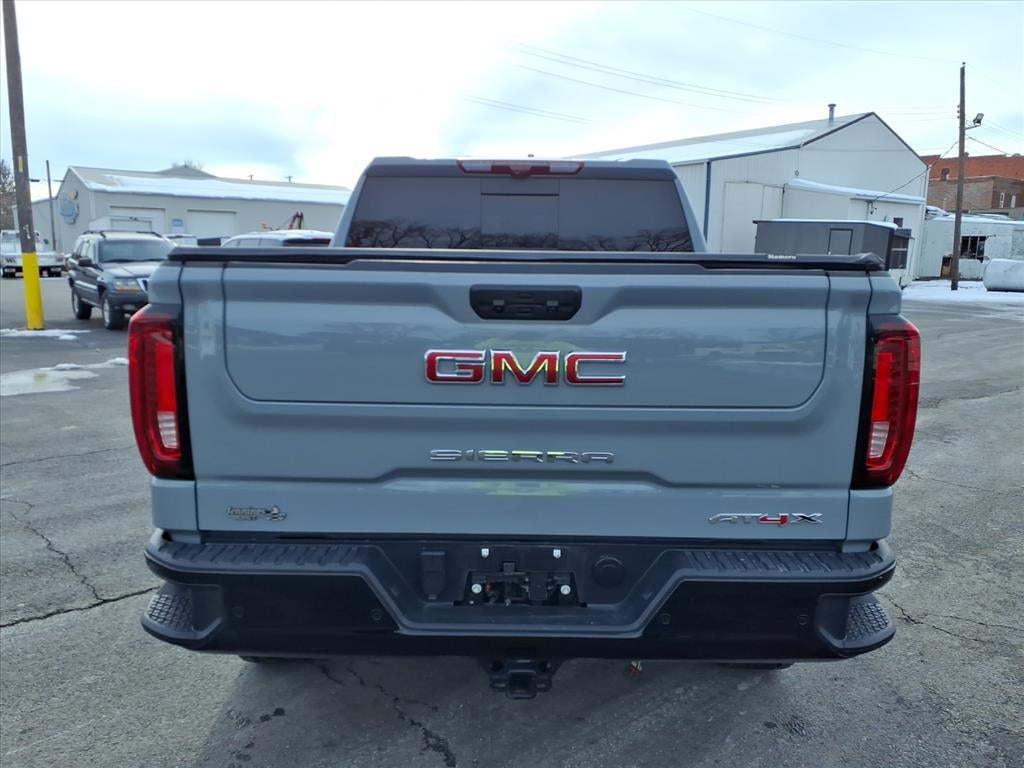 2024 GMC Sierra 1500 AT4X