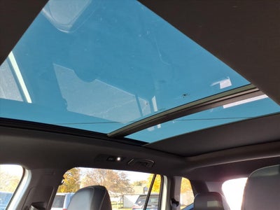 2022 Volkswagen Tiguan SEL R-Line