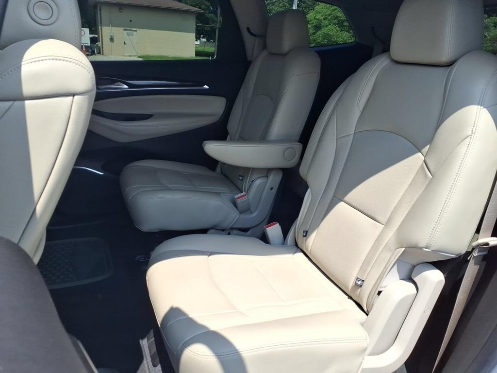 2021 Buick Enclave Essence