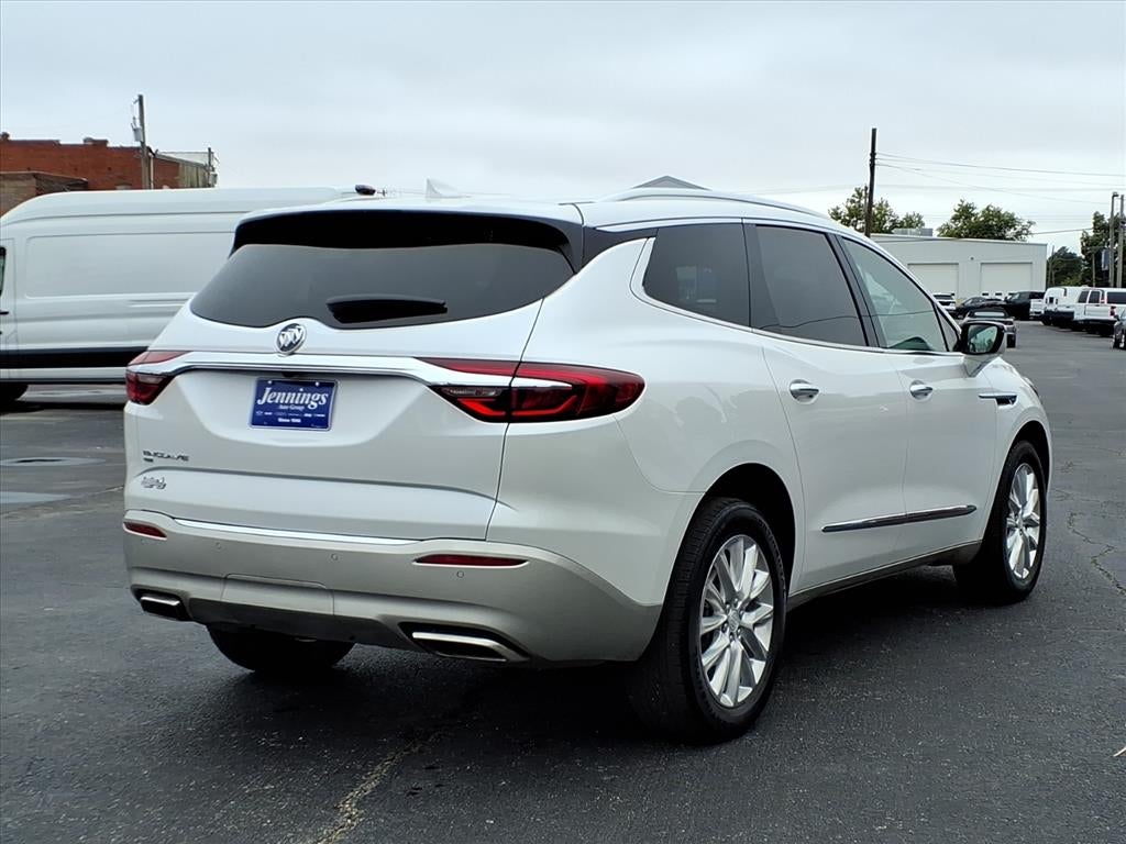 2021 Buick Enclave Essence