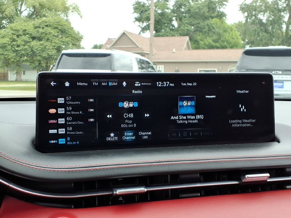 2023 Genesis GV70 2.5T