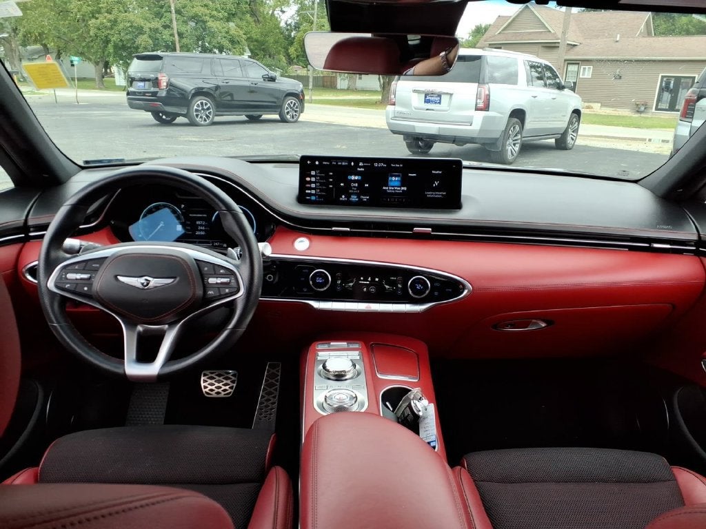 2023 Genesis GV70 2.5T